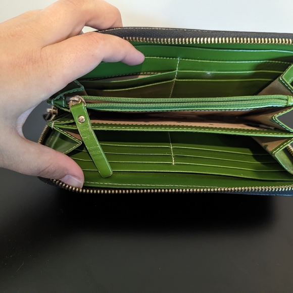 Kate Spade Wallet - Picture 3 of 3